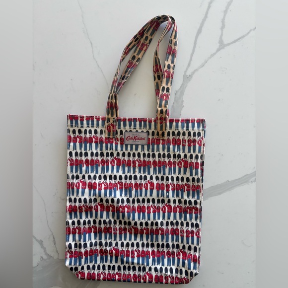 Cath Kidston oilcloth book bag - Picture 1 of 4